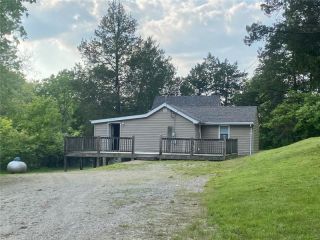 Foreclosed Home - 3990 FREEMAN RD, 63069