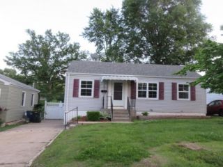 Foreclosed Home - 10824 St Francis Lane, 63074