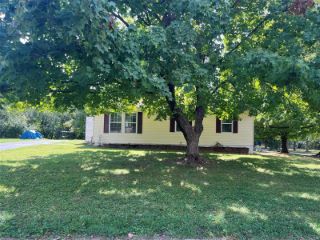 Foreclosed Home - 3124 LANSING DR, 63074