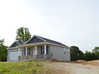 Foreclosed Home - 470 W SPRINGFIELD RD, 63077