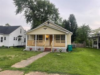 Foreclosed Home - 308 MAPLE ST, 63080