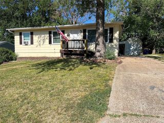 Foreclosed Home - 10 CIRCLE DR, 63084
