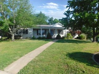 Foreclosed Home - 1 FOREST LN, 63084