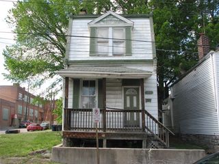 Foreclosed Home - 2027 DESTREHAN ST, 63107