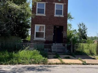 Foreclosed Home - 1926 SULLIVAN AVE, 63107