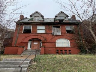 Foreclosed Home - 4129 ENRIGHT AVE, 63108
