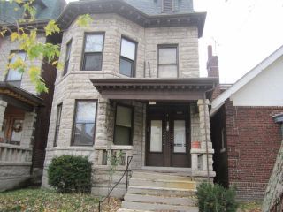 Foreclosed Home - 4218 SHENANDOAH AVE, 63110