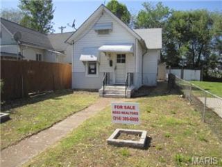 Foreclosed Home - 8205 VIRGINIA AVE, 63111
