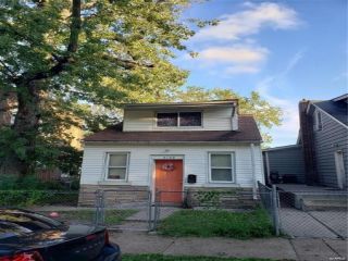Foreclosed Home - 8106 MINNESOTA AVE, 63111