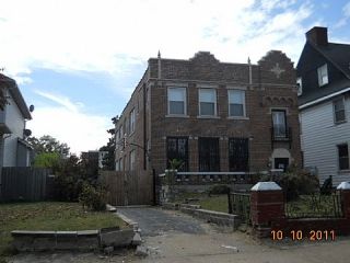 Foreclosed Home - 5826 CLEMENS AVE, 63112