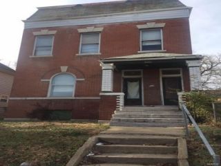 Foreclosed Home - 1639 ARLINGTON AVE, 63112