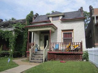 Foreclosed Home - 1411 WALTON AVE, 63113