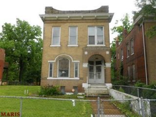 Foreclosed Home - 5156 MINERVA AVE, 63113