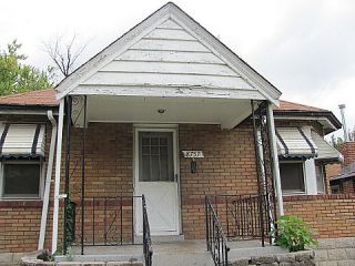 Foreclosed Home - 8757 SUSAN AVE, 63114
