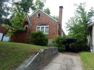 Foreclosed Home - 8224 GARFIELD AVE, 63114