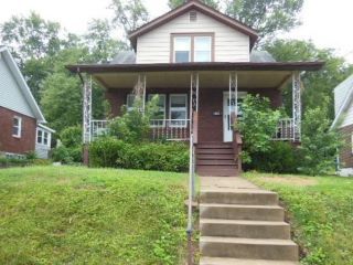 Foreclosed Home - 8936 OLDEN AVE, 63114