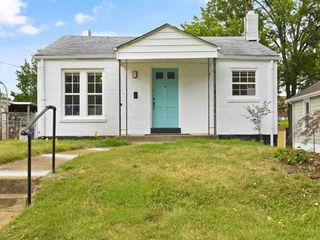 Foreclosed Home - 2350 S MILTON AVE, 63114