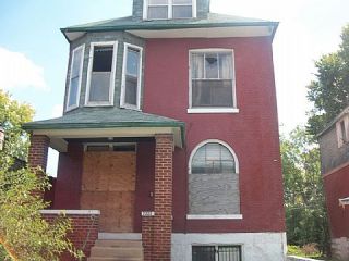Foreclosed Home - 3222 N NEWSTEAD AVE, 63115