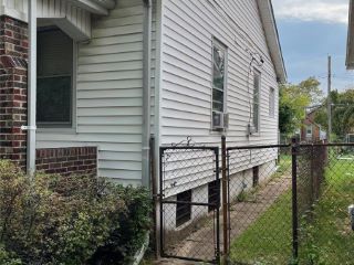 Foreclosed Home - 4860 ANDERSON AVE, 63115