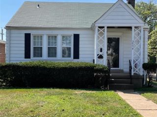 Foreclosed Home - 3774 ROBERT AVE, 63116