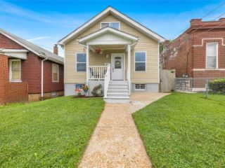 Foreclosed Home - 3836 EILER ST, 63116