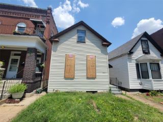 Foreclosed Home - 3429 OSAGE ST, 63118