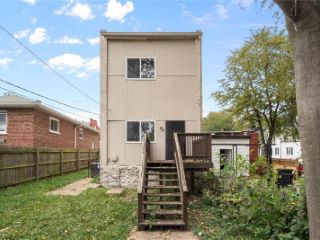 Foreclosed Home - 2202 OSAGE ST, 63118