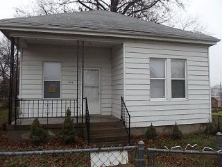 Foreclosed Home - 6110 CHARLOTTE AVE, 63120
