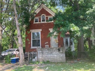 Foreclosed Home - 5051 THRUSH AVE, 63120