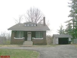 Foreclosed Home - 7745 CIRCLE DR, 63121
