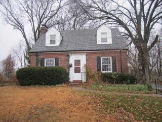 Foreclosed Home - 3037 BELLERIVE DR, 63121