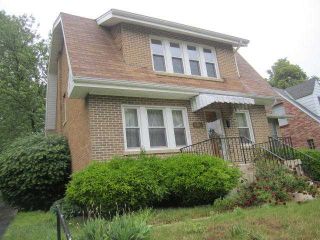 Foreclosed Home - 8305 KNOLLWOOD DR, 63121