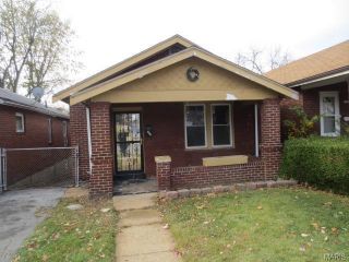 Foreclosed Home - 7018 Greenway Ave, 63121
