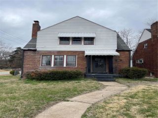 Foreclosed Home - 3801 LAWLER DR, 63121