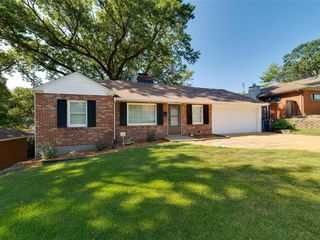 Foreclosed Home - 7112 WILLOW WOOD DR, 63121