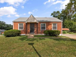 Foreclosed Home - 4315 EDGEWOOD BLVD, 63121