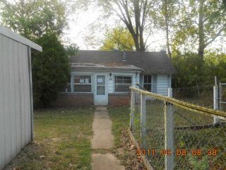 Foreclosed Home - 448 COUCH AVE, 63122