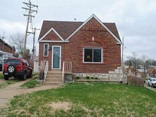 Foreclosed Home - 601 KINGSTON DR, 63125
