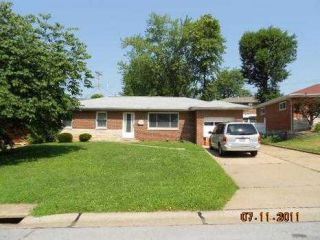 Foreclosed Home - 1705 MEREDITH DR, 63125