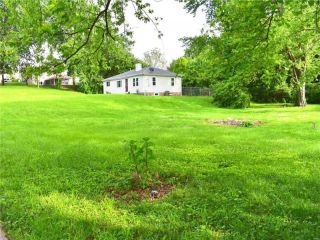 Foreclosed Home - 830 POPLAR DR, 63125