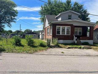 Foreclosed Home - 839 REGINA AVE, 63125