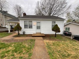 Foreclosed Home - 354 ORIENT AVE, 63125