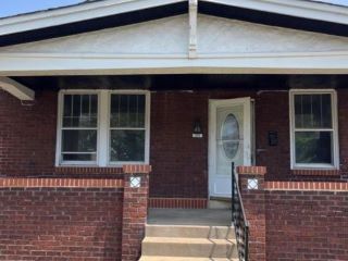 Foreclosed Home - 926 ERSKINE AVE, 63125