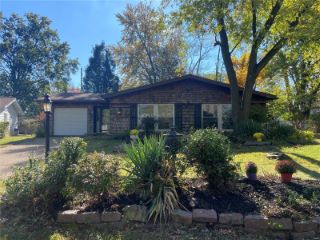 Foreclosed Home - 708 HUBERT DR, 63125