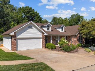 Foreclosed Home - 5109 QUAIL CREEK ESTATES CT, 63128