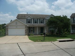 Foreclosed Home - 2621 QUEEN BEE LN, 63129