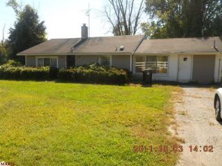 Foreclosed Home - 340 SUSAN RD, 63129