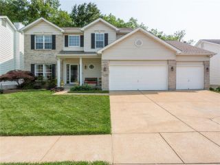 Foreclosed Home - 3083 CRYSTAL LAKE DR, 63129