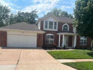 Foreclosed Home - 7331 SUMMER MANOR DR, 63129