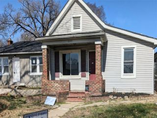 Foreclosed Home - 6547 CORBITT AVE, 63130